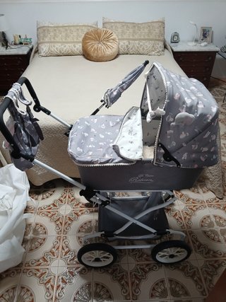 Passeggino per bambole con ombrello