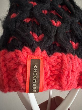 Gorro de lana tejido