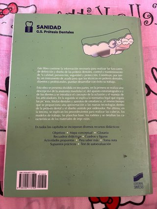 Libros de primero de protesis dental Aran.