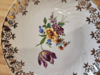 Bandeja y platos vintage florales