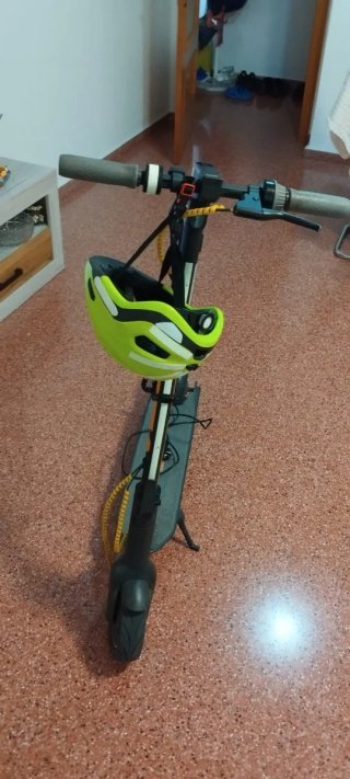 Segway Ninebot Max G30 + Casco + Cargador