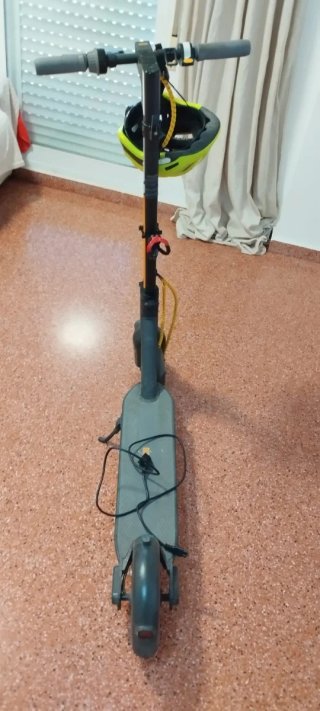 Segway Ninebot Max G30 + Casco + Cargador
