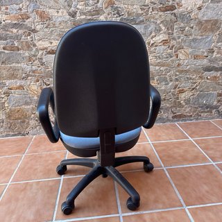 Silla de oficina giratoria elevable