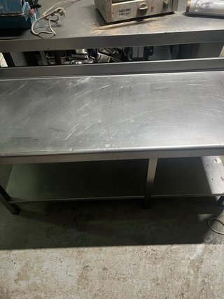 Mesa de acero inoxidable