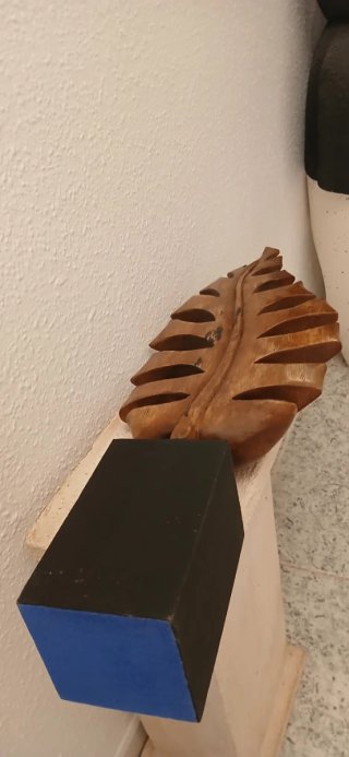 Figura decorativa de madera
