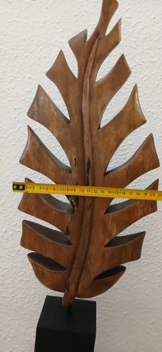 Figura decorativa de madera