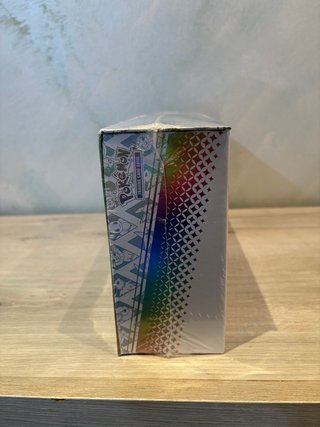 Box Pokémon Evoluzioni Prismatiche