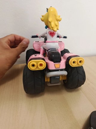 Peach radiocomandata con accessori