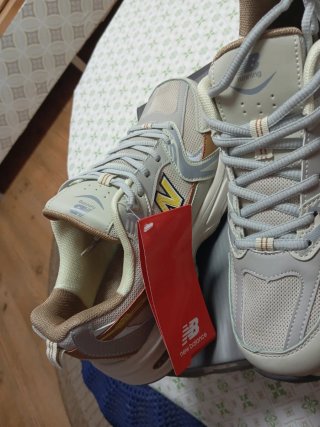 New Balance 530 Beige/Gris