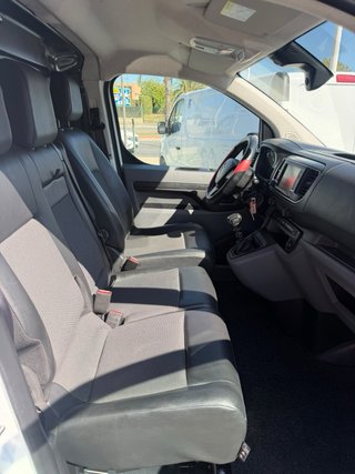 Opel Vivaro 2022