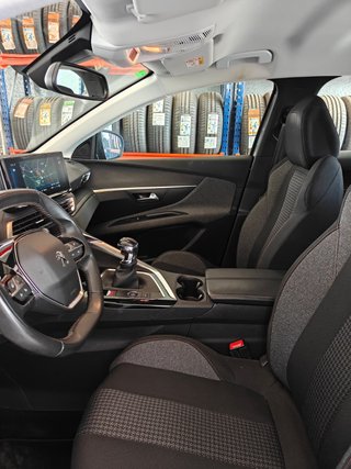 Peugeot 3008 2022