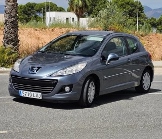 Peugeot 207 2011