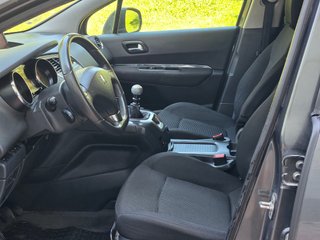 Peugeot 5008 1.6 HDI 112 CV 7 PLZ 2010