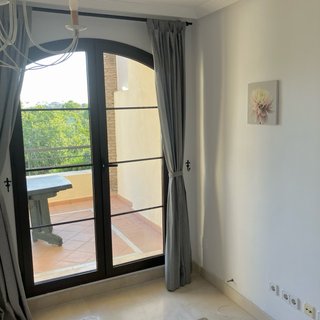 4 curtains + 2 rods. 4 Cortinas + 2 Barras
