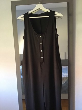 Mono negro cómodo talla S/36