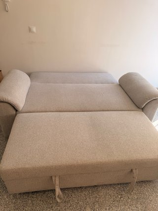 Sofá cama beige de tela