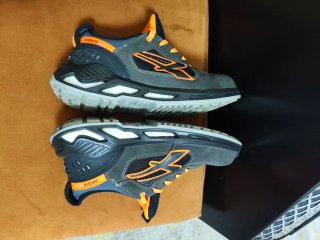 Zapatos U-Power Talla 45 Gris Naranja