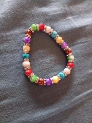 Set di 4 braccialetti