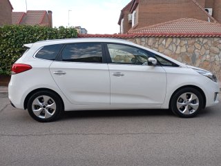 KIA Carens 2016