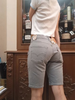Jeans Levi's grigi taglia 28 nuovo con cartellino