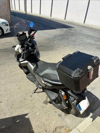 Honda ADV 350 Adventure Moto