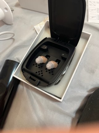 amplificador auditivo recargable modelo C220 para