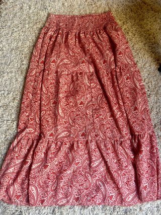 Falda maxi Zara roja y rosa