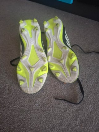 Scarpe da calcio Adidas per bambini