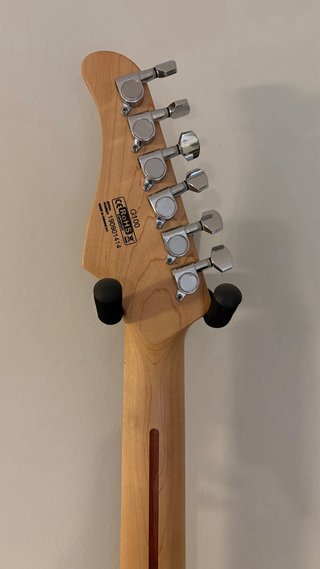 Guitarra Eléctrica Cort G100 Relic Vintage Dorada.