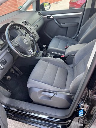 Volkswagen Touran 2012