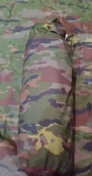 Techo de camuflaje para camping boscoso