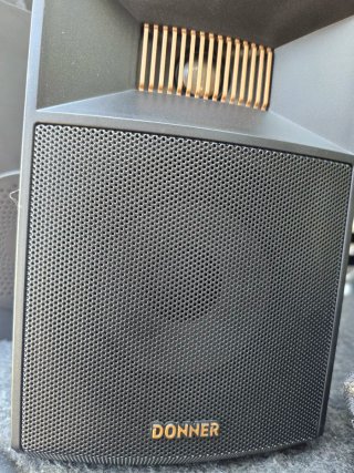 Altavoces Donner M20-5 Exterior