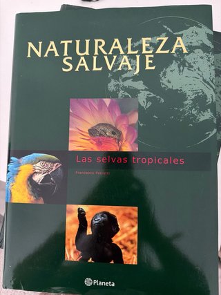 Enciclopedia Naturaleza Salvaje de Planeta 2001