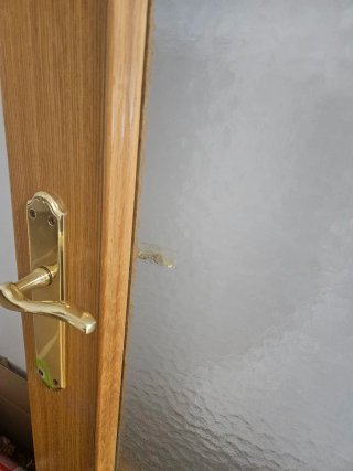 Puerta de interior de madera con cristal