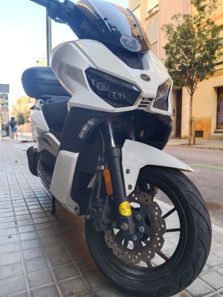 Keeway Easymax LGT 125 MAXX Maxi Scooter