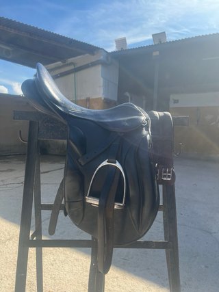 Silla Doma Zaldi Grand Prix 18