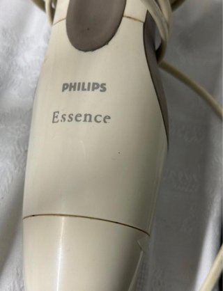 Frullatore Philips Essence con vaso e tritatutto