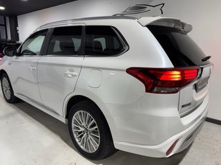 Mitsubishi Outlander 2.4 PHVE 225cv AWD