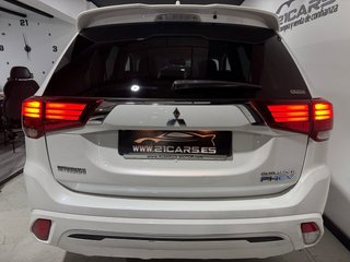 Mitsubishi Outlander 2.4 PHVE 225cv AWD