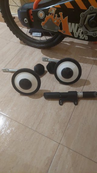 Bicicleta infantil Btwin naranja