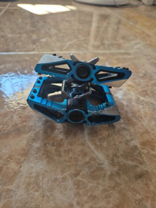 Crank brother mallet E