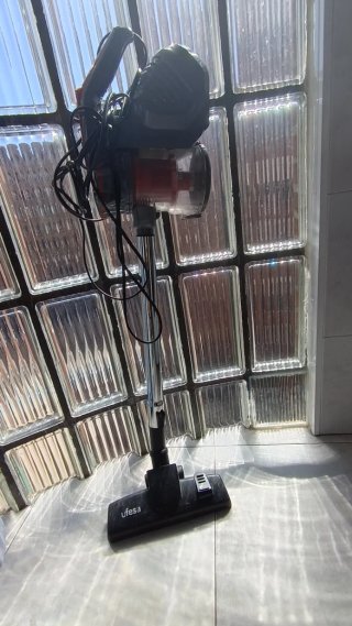 Aspiradora Escoba Vertical Ufesa