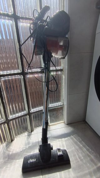 Aspiradora Escoba Vertical Ufesa