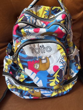 Mochila Totto Multicolor con ruedas
