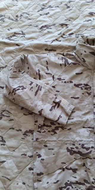 Chaqueta militar camuflaje España y forro M