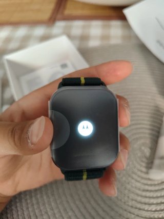 Reloj Motorola Moto Watch Fit Verde