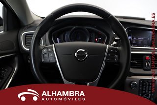Volvo V40 CROSS COUNTRY 2.0 T4 SUMMUM 4WD AUTO 5P