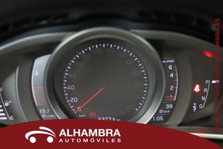 Volvo V40 CROSS COUNTRY 2.0 T4 SUMMUM 4WD AUTO 5P
