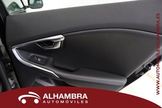 Volvo V40 CROSS COUNTRY 2.0 T4 SUMMUM 4WD AUTO 5P