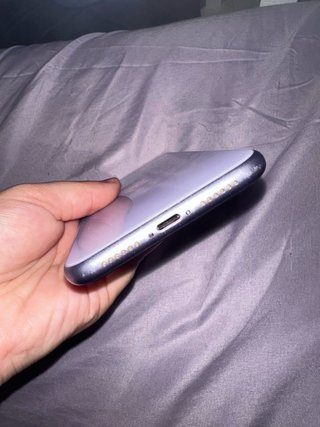 iPhone 11 Morado.